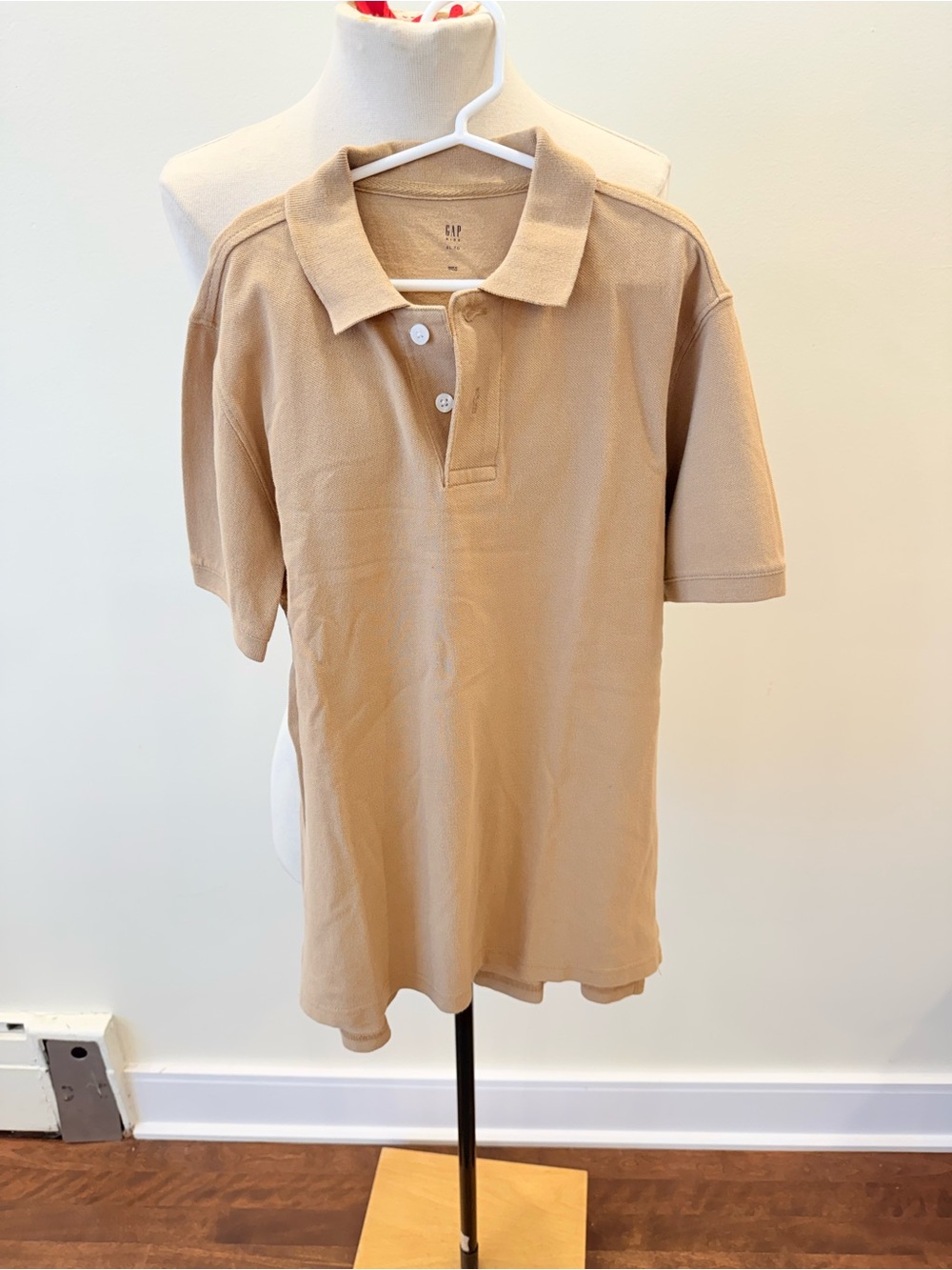 GAP kids unisex Tan Polo Shirt - size xl